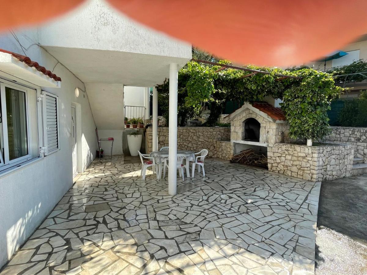 Apartments Marko Trogir Exterior photo